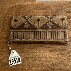 Holy Cow Couture “Aztec” Bandit Wallet with Dust Bag NWOT